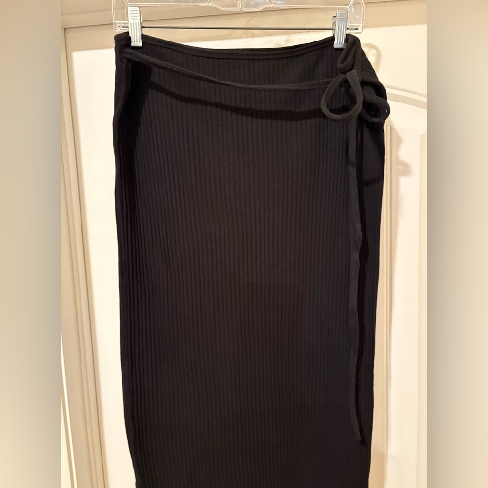 Baserange Brig Skirt Large NWT Black Organic Cotton Ribbed Wrap Midi Skirt - Picture 5 of 15